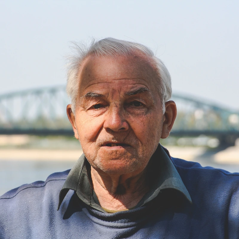 Roberto M. Junior